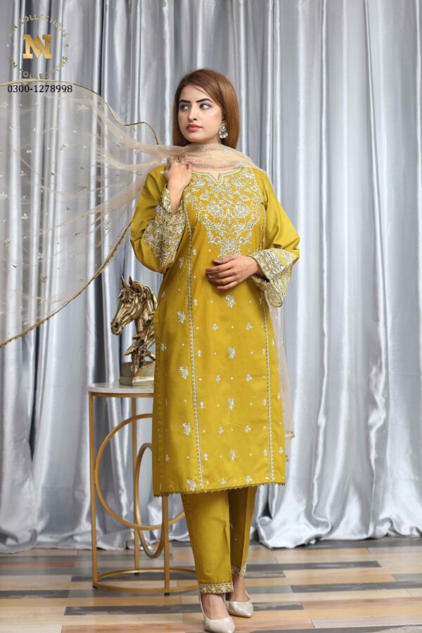 Khaddar Outfit | Shirt & Trouser with Embroidery |MN-KH-78622|Ready-to-Wear